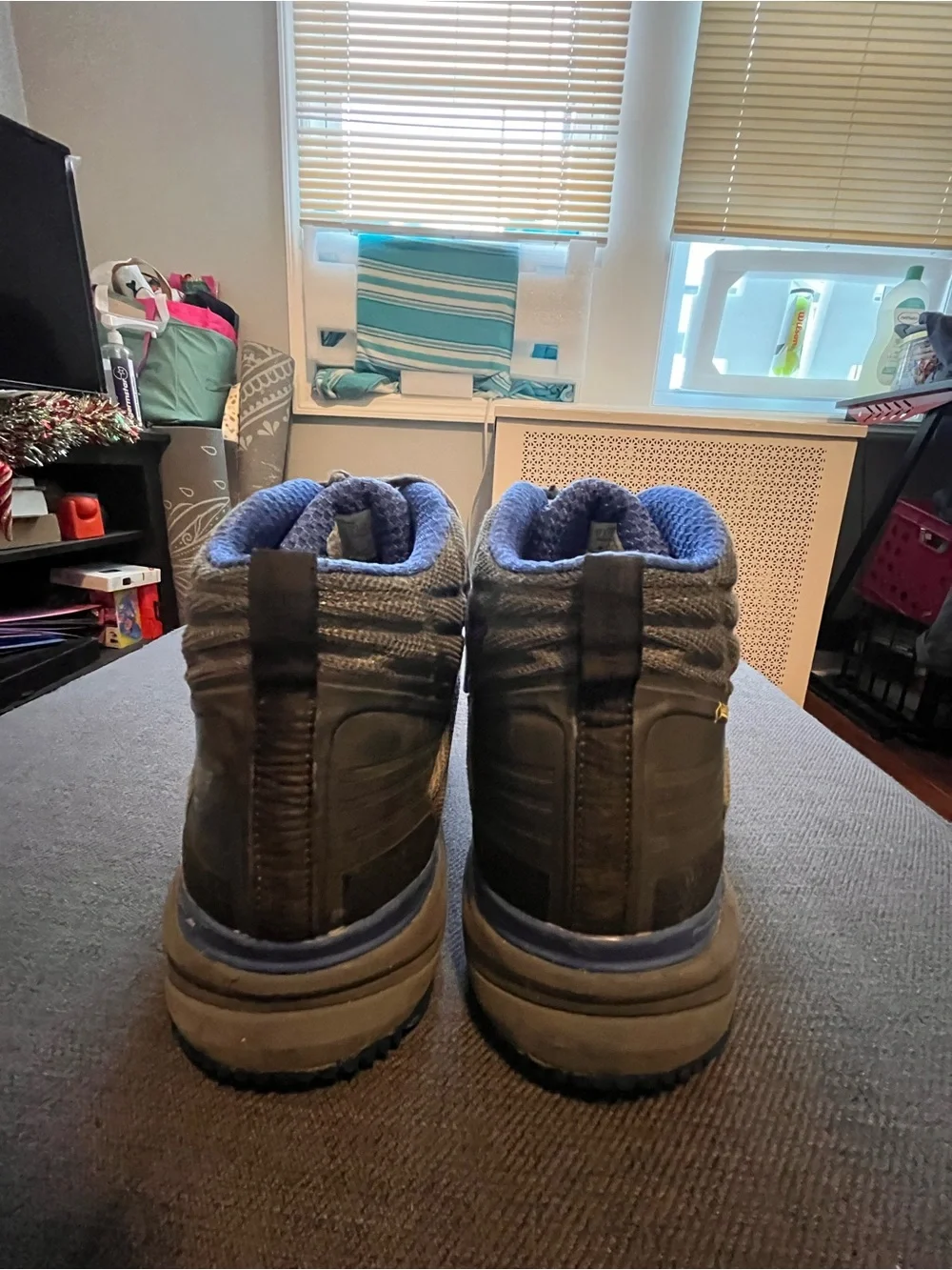 The northface shoes waterproof lightweight
